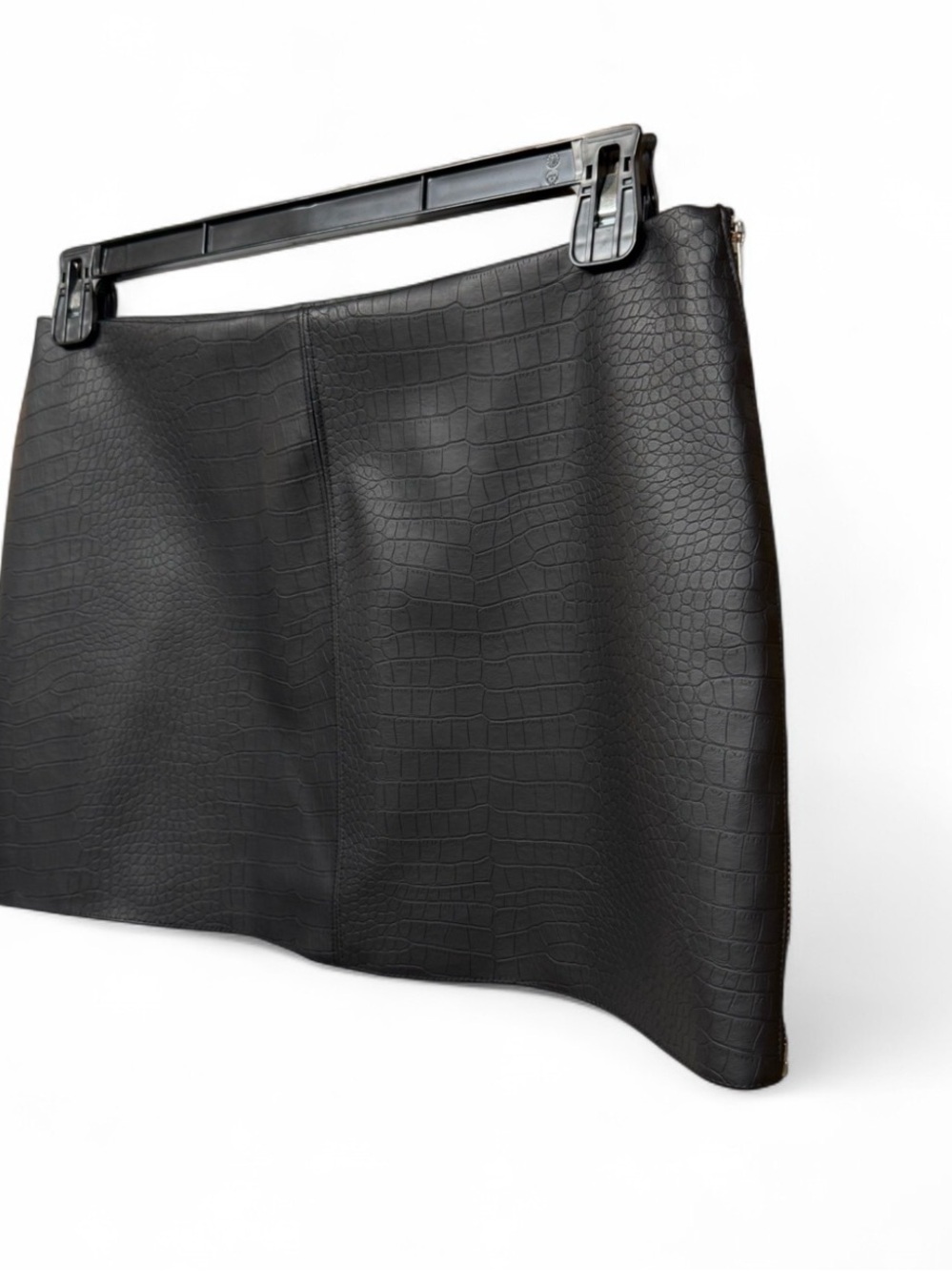 Indigo Rising Crocodile Print Faux Leather Mini Skirt Black Textured Size Large - Picture 3 of 7